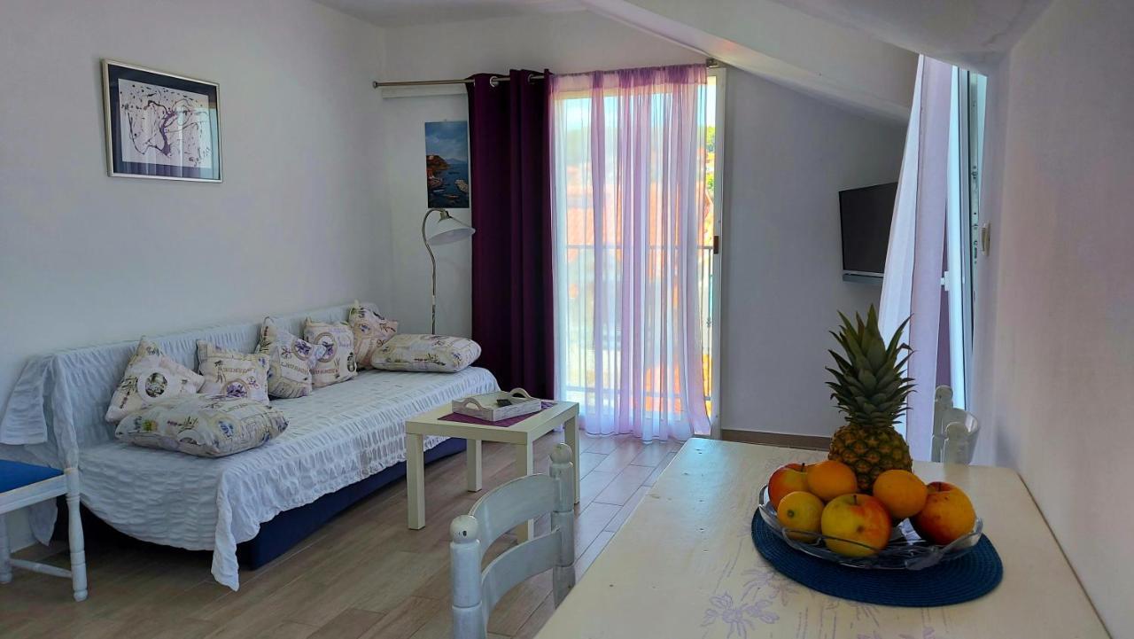 Apartmani Stambuk Jelsa  Exterior foto