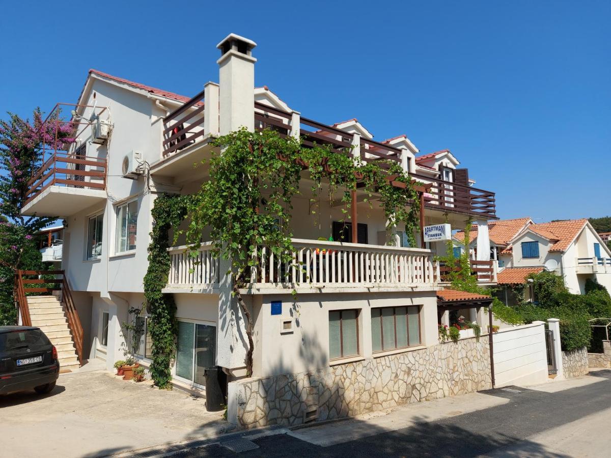 Apartmani Stambuk Jelsa  Exterior foto