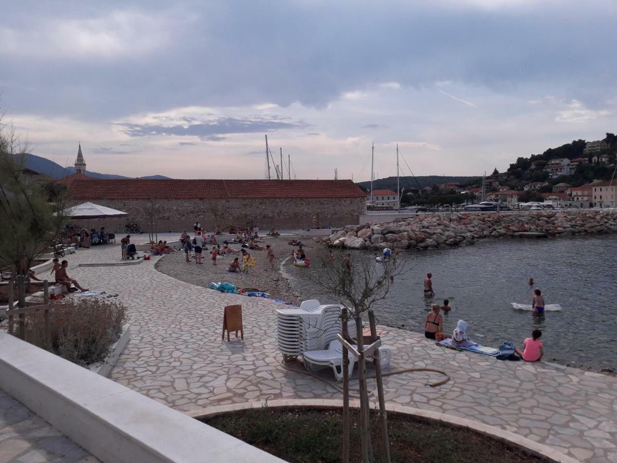 Apartmani Stambuk Jelsa  Exterior foto